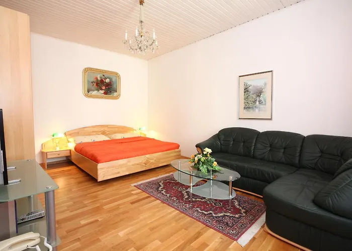 Mozart Apartments