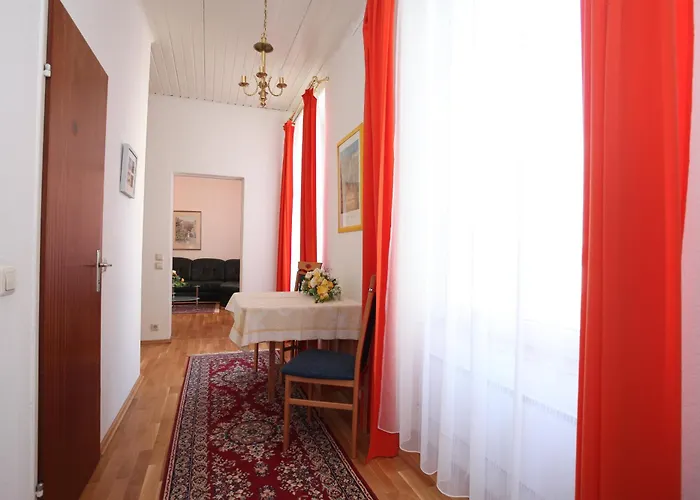 Mozart Apartments